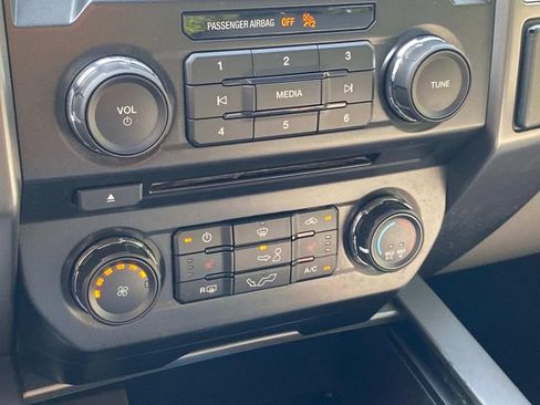 Used 2018 Ford F150 XLT w/ Equipment Group 302A Luxury AWD/4WD image 26