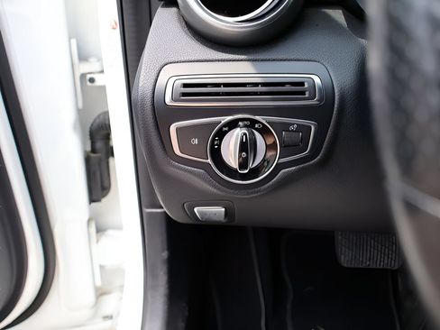 Certified 2017 Mercedes-Benz C 300 4MATIC Sedan image 32