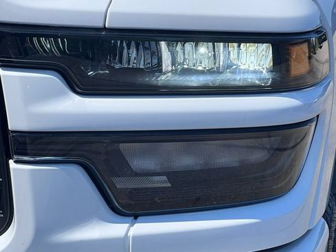 Used 2025 RAM 2500 Big Horn AWD/4WD image 40