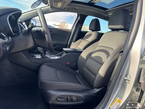 Used 2024 Chevrolet Malibu LT image 17