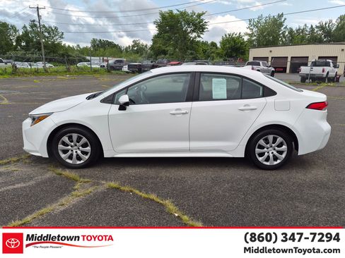 Certified 2023 Toyota Corolla LE FWD image 6