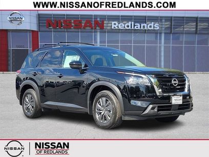 New 2025 Nissan Pathfinder SV