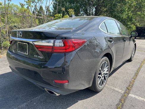Used 2018 Lexus ES 350 w/ Luxury Package w/Wood Trim image 3