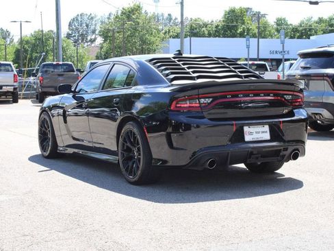 Used 2019 Dodge Charger Scat Pack w/ Dynamics Package RWD image 6
