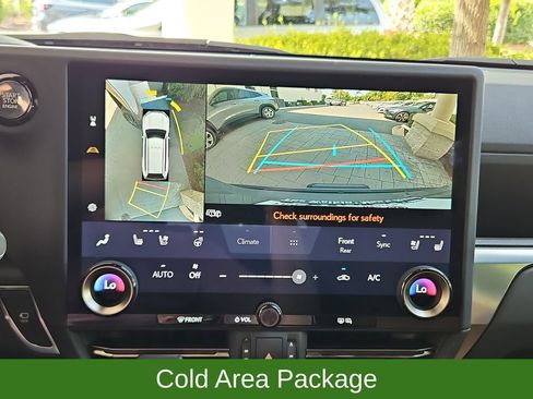 Used 2024 Lexus GX 550 w/ Accessory Package (2T) AWD/4WD image 19