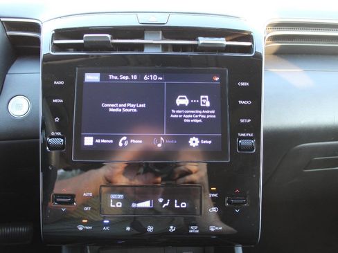 Used 2024 Hyundai Tucson SEL image 17