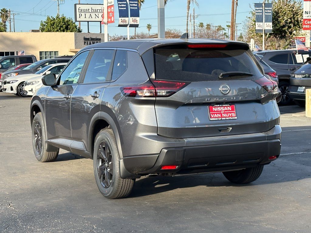 New 2026 Nissan Rogue SV FWD image 4