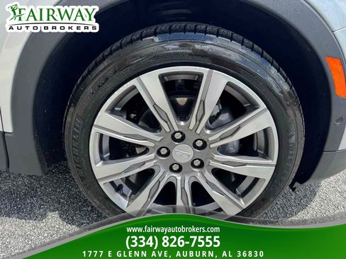 Used 2020 Cadillac XT4 Premium Luxury FWD image 35