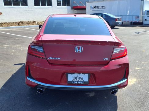 Used 2017 Honda Accord EX-L image 25