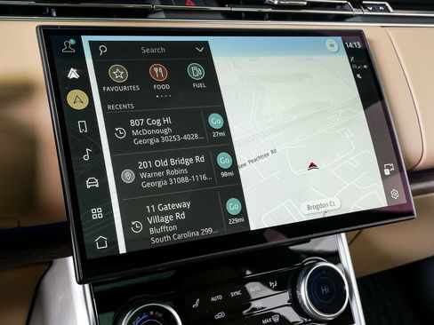 Used 2023 Land Rover Range Rover SE image 15