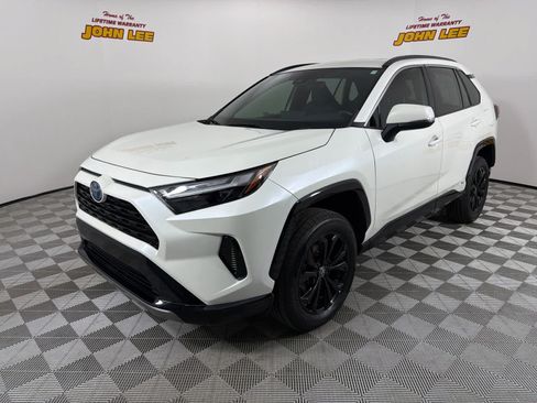 Used 2022 Toyota RAV4 SE AWD/4WD image 1