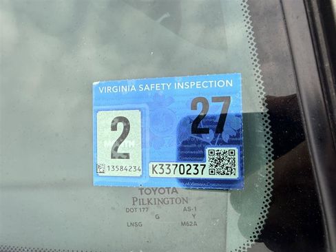 Used 2015 Toyota Tacoma DOUBLE CAB 4WD w/ SR5 Package image 33