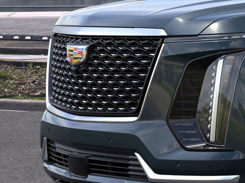 New 2026 Cadillac Escalade Luxury image 14