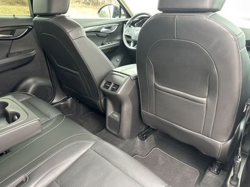 Used 2021 Buick Envision Essence w/ Sport Touring Package image 41