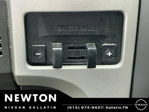 Used 2012 Ford F150 XLT w/ XLT Chrome Pkg AWD/4WD image 11