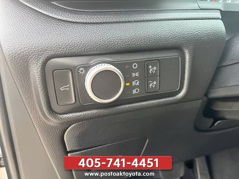 Used 2022 Ford Explorer 4WD image 12