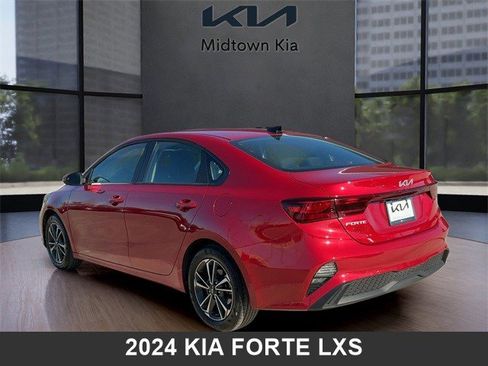 Certified 2024 Kia Forte LXS w/ LXS Technology Package image 5