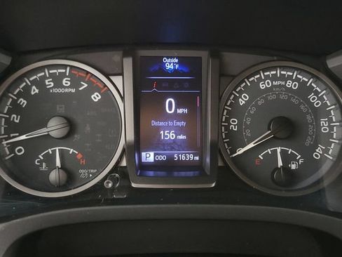 Used 2020 Toyota Tacoma TRD Off-Road w/ Technology Package AWD/4WD image 20