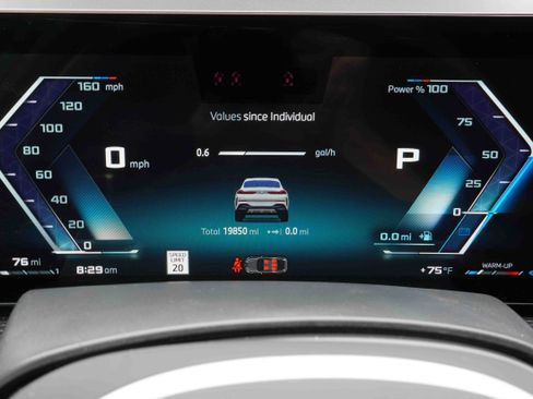 Certified 2025 BMW X6 M60i image 21