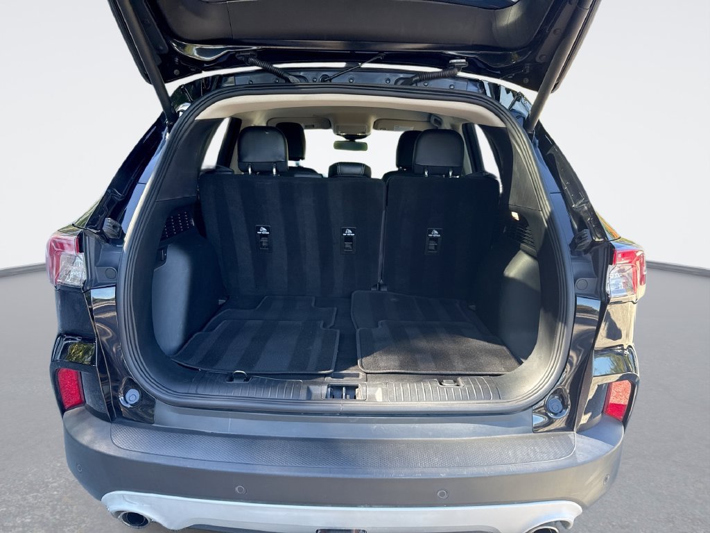 Used 2020 Ford Escape Titanium AWD/4WD image 20