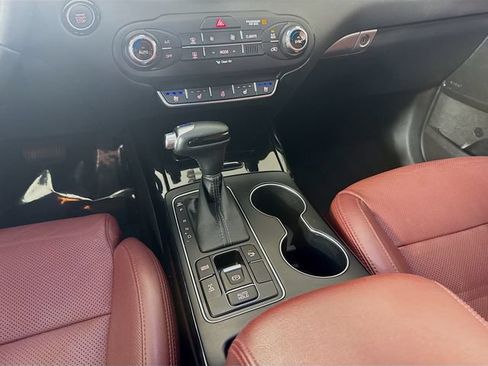 Used 2017 Kia Sorento SX AWD/4WD image 25