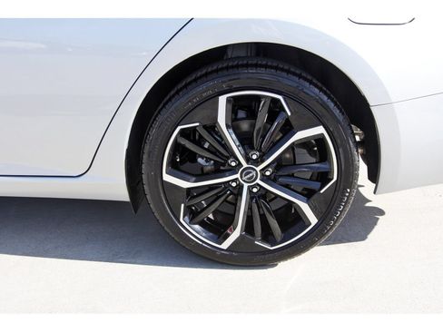 Certified 2025 Nissan Altima 2.5 SR FWD image 30