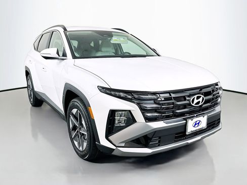 New 2026 Hyundai Tucson SEL image 3