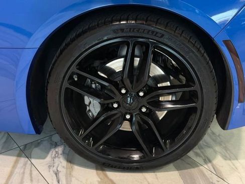 Used 2019 Chevrolet Corvette Stingray Coupe w/ Battery Protection Package RWD image 31