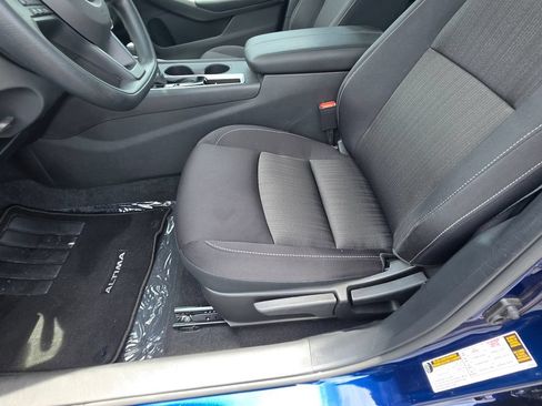 Certified 2024 Nissan Altima 2.5 S FWD image 14