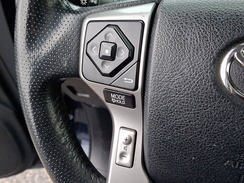 Used 2016 Toyota 4Runner Limited image 22