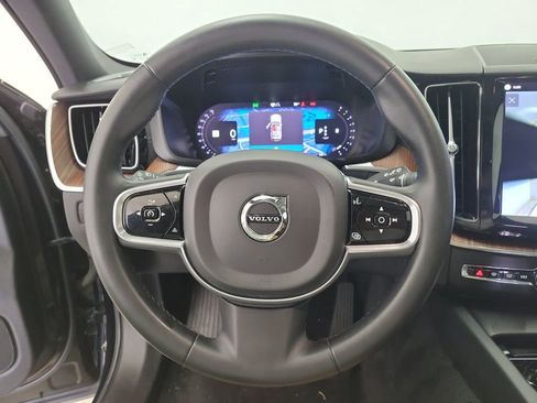 Used 2023 Volvo XC60 B5 Ultimate w/ Protection Package FWD image 23