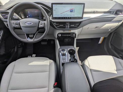 New 2025 Ford Escape SE image 15