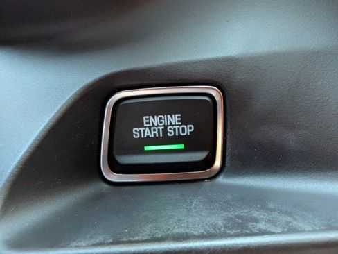 Used 2021 Chevrolet Camaro LT w/ RS Package image 17