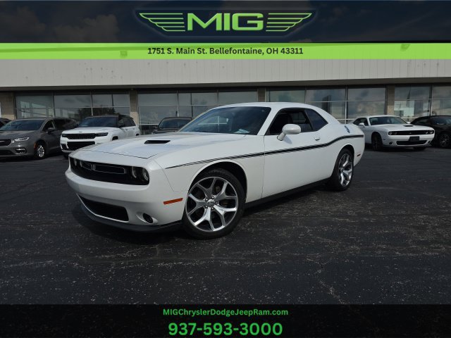 Used 2015 Dodge Challenger SXT Plus w/ Sound Group II RWD image 1
