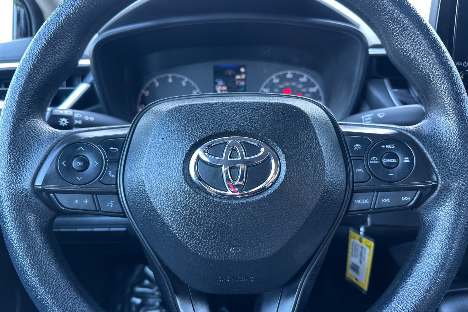 Used 2024 Toyota Corolla LE FWD image 33