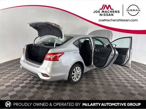 Used 2016 Nissan Sentra SV w/ Style Package image 14