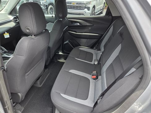 New 2026 Chevrolet TrailBlazer LT w/ Convenience Package FWD image 6