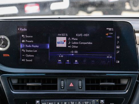 Used 2022 Lexus ES 350 F Sport w/ Accessory Package 2 FWD image 16