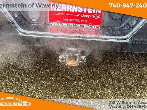 Used 2021 Chevrolet Silverado 1500 LT Trail Boss w/ Bed Protection Package image 24