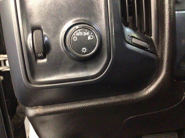 Used 2018 Chevrolet Silverado 3500 W/T AWD/4WD image 21