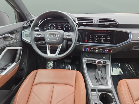 Used 2024 Audi Q3 2.0T Premium Plus AWD/4WD image 10