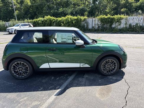 New 2026 MINI Cooper S FWD image 4