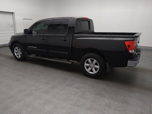 Used 2014 Nissan Titan SV w/ SV Value Truck Package RWD image 3