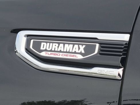 Used 2025 GMC Sierra 1500 SLT w/ SLT Premium Plus Package AWD/4WD image 15
