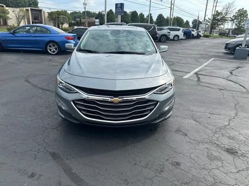 Used 2024 Chevrolet Malibu LT FWD image 2
