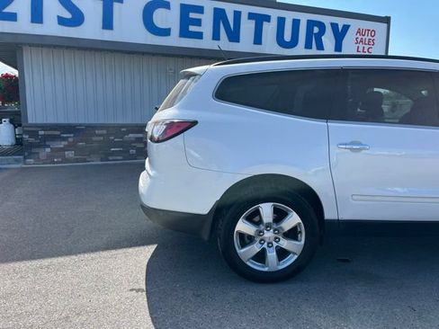 Used 2016 Chevrolet Traverse LTZ AWD/4WD image 11