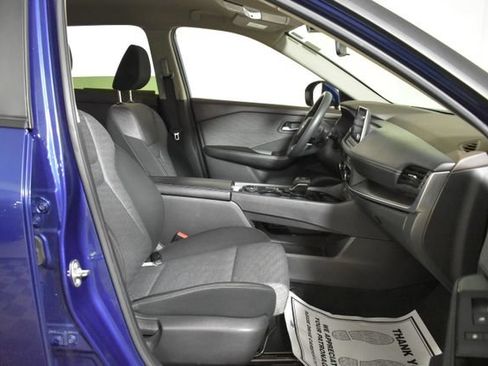 Used 2023 Nissan Rogue SV AWD/4WD image 33