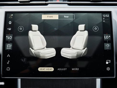 Used 2025 Land Rover Range Rover SE AWD/4WD image 68