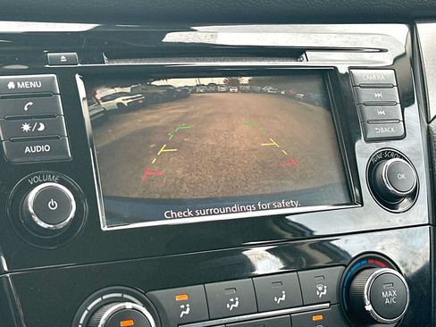 Used 2020 Nissan Rogue Sport S FWD image 20