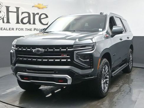 Used 2025 Chevrolet Tahoe Z71 w/ Z71 Off-Road Package AWD/4WD image 7